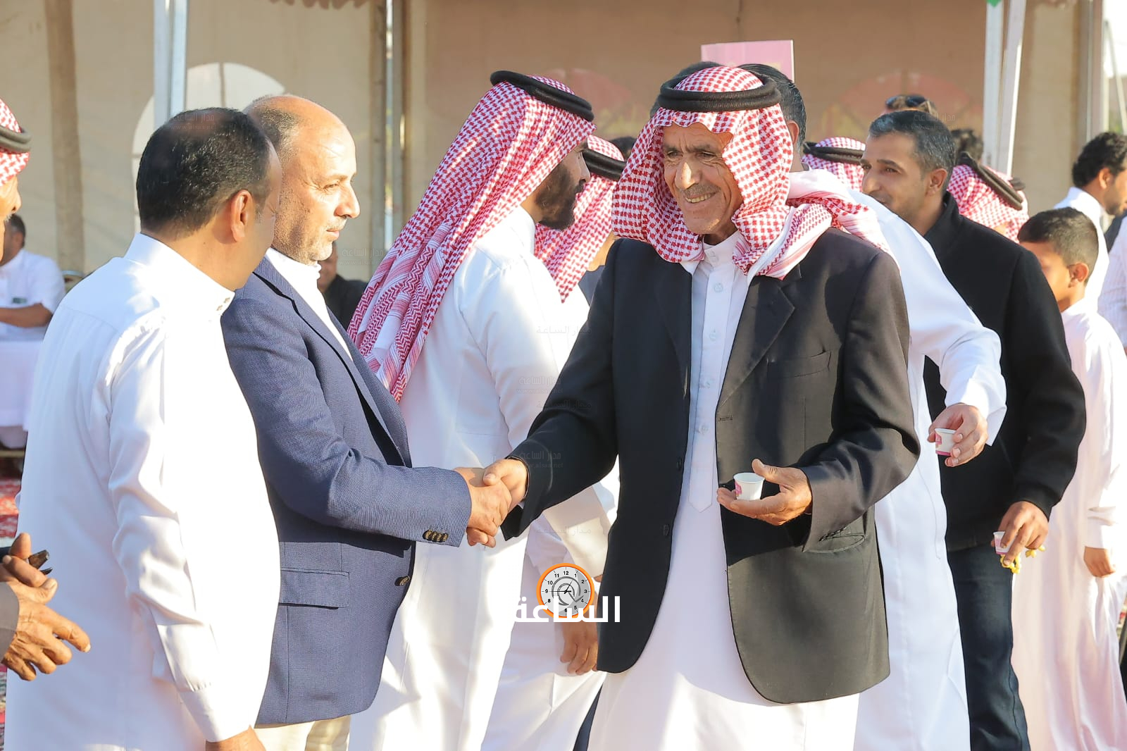 Madar Al-Saa Images 0.791624440850231