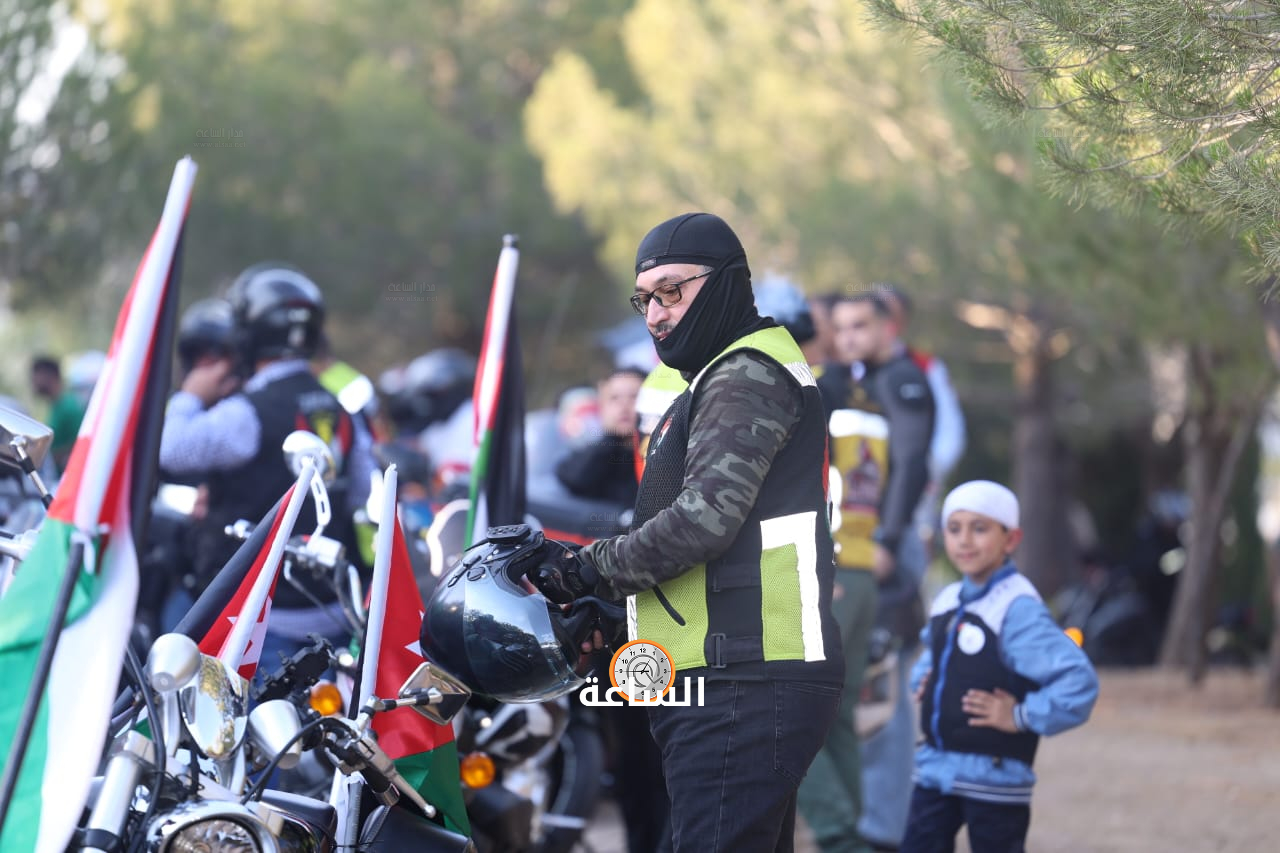 Madar Al-Saa Images 0.4282502546444461