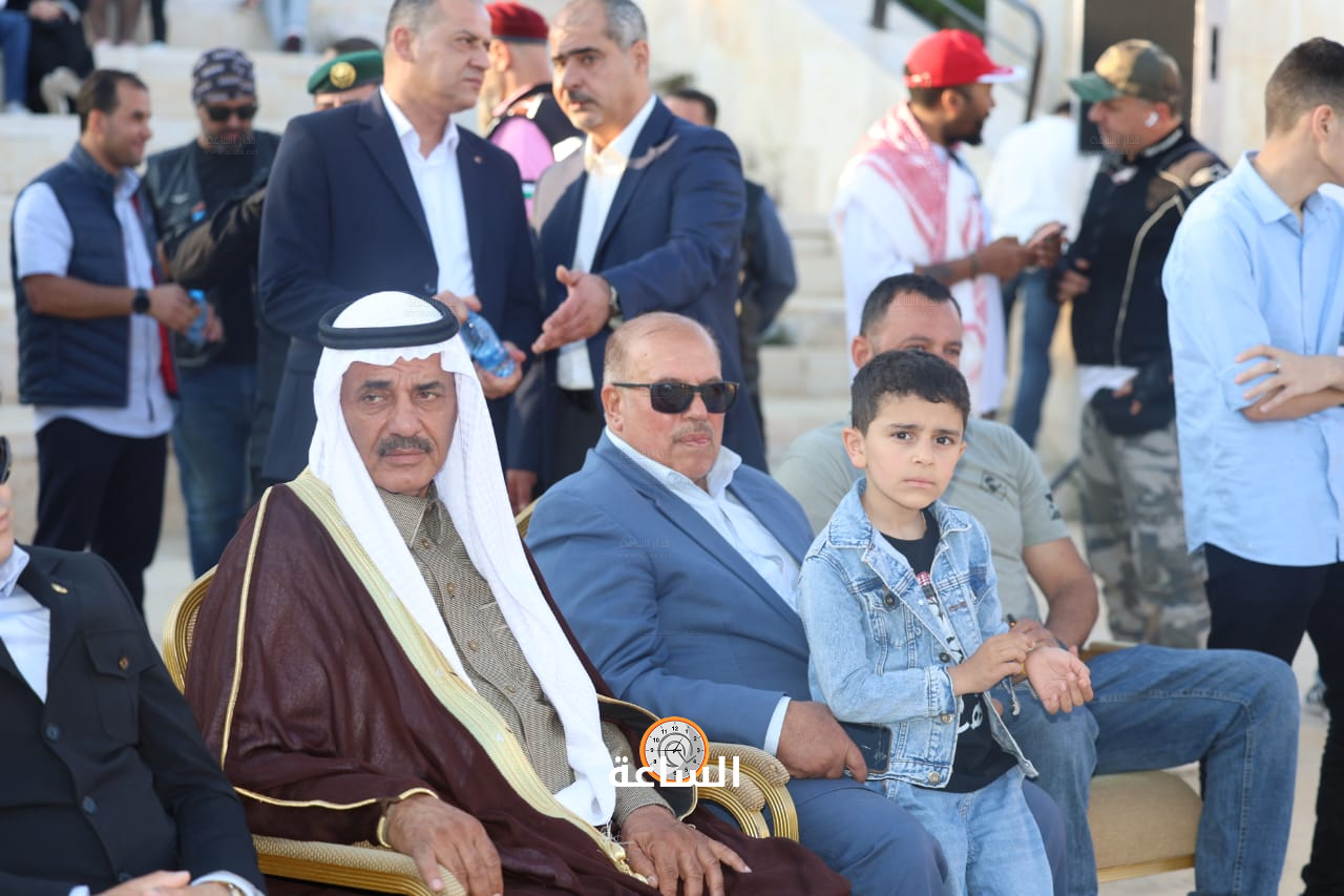 Madar Al-Saa Images 0.11645521246938861