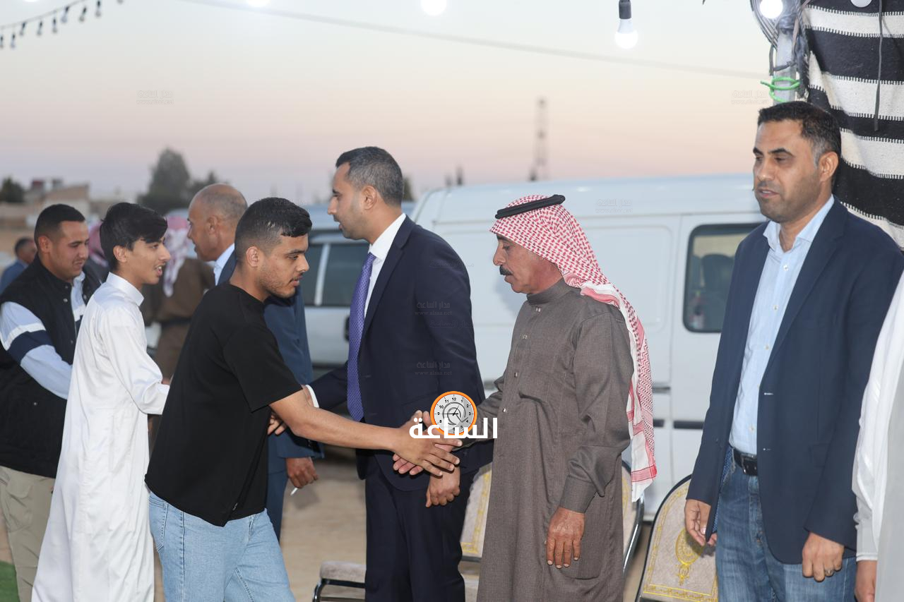 Madar Al-Saa Images 0.4290802878591673