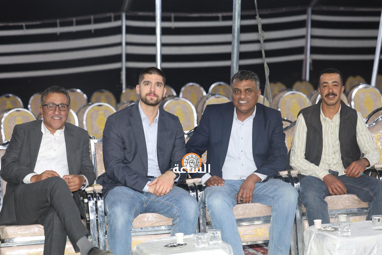 Madar Al-Saa Images 0.6378299628215099