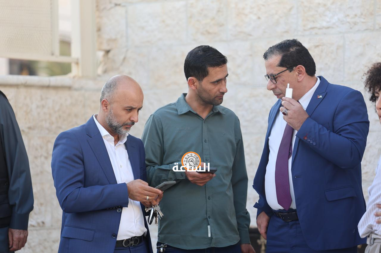Madar Al-Saa Images 0.8860526554274186