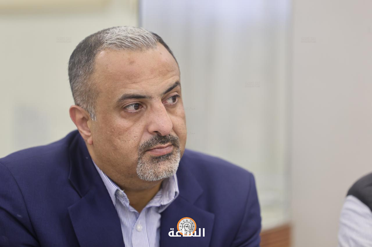 Madar Al-Saa Images 0.762857135615085