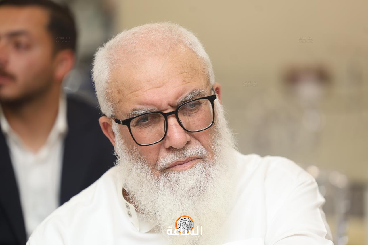 Madar Al-Saa Images 0.92894278830505