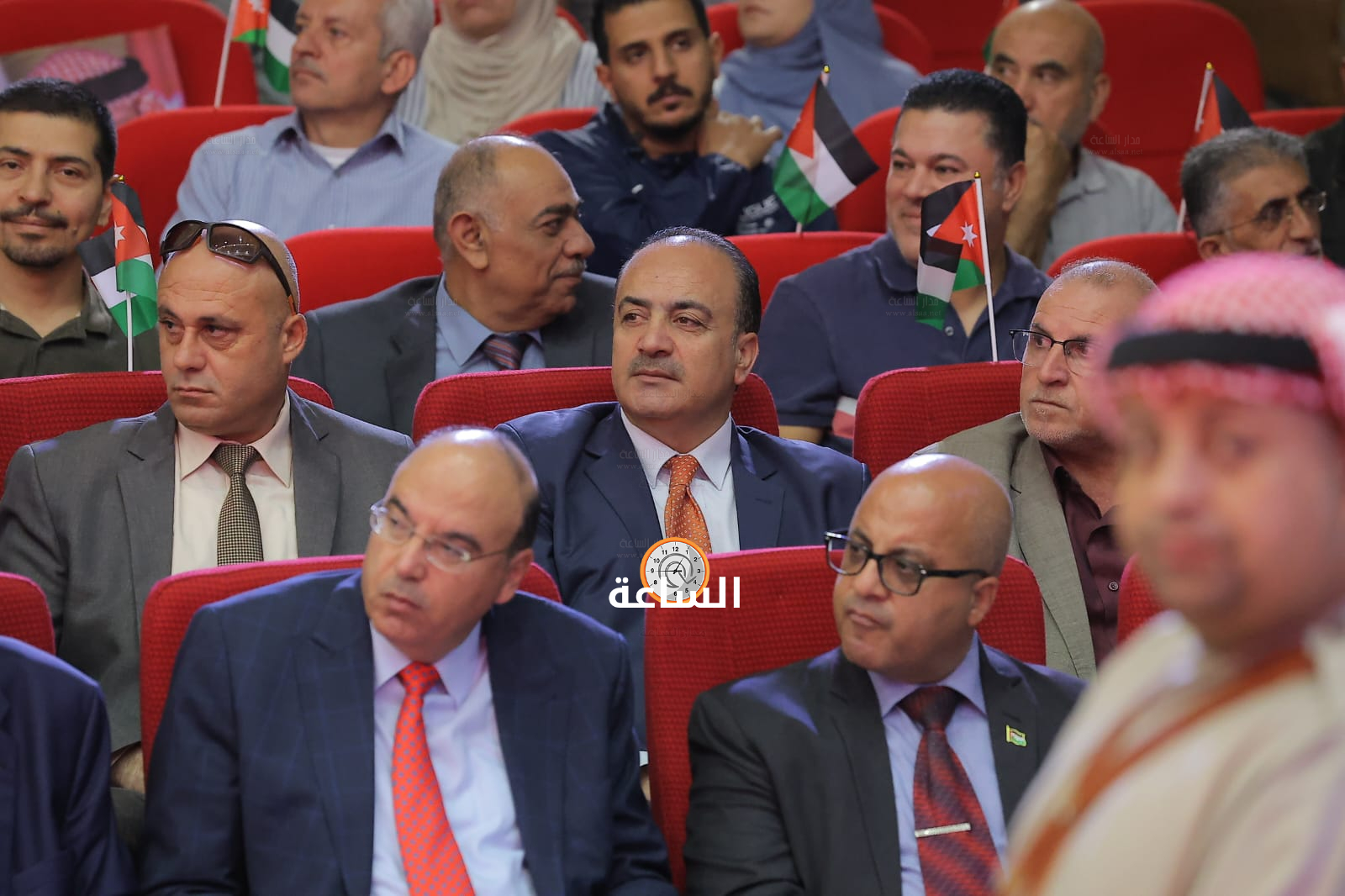Madar Al-Saa Images 0.5974673263188199