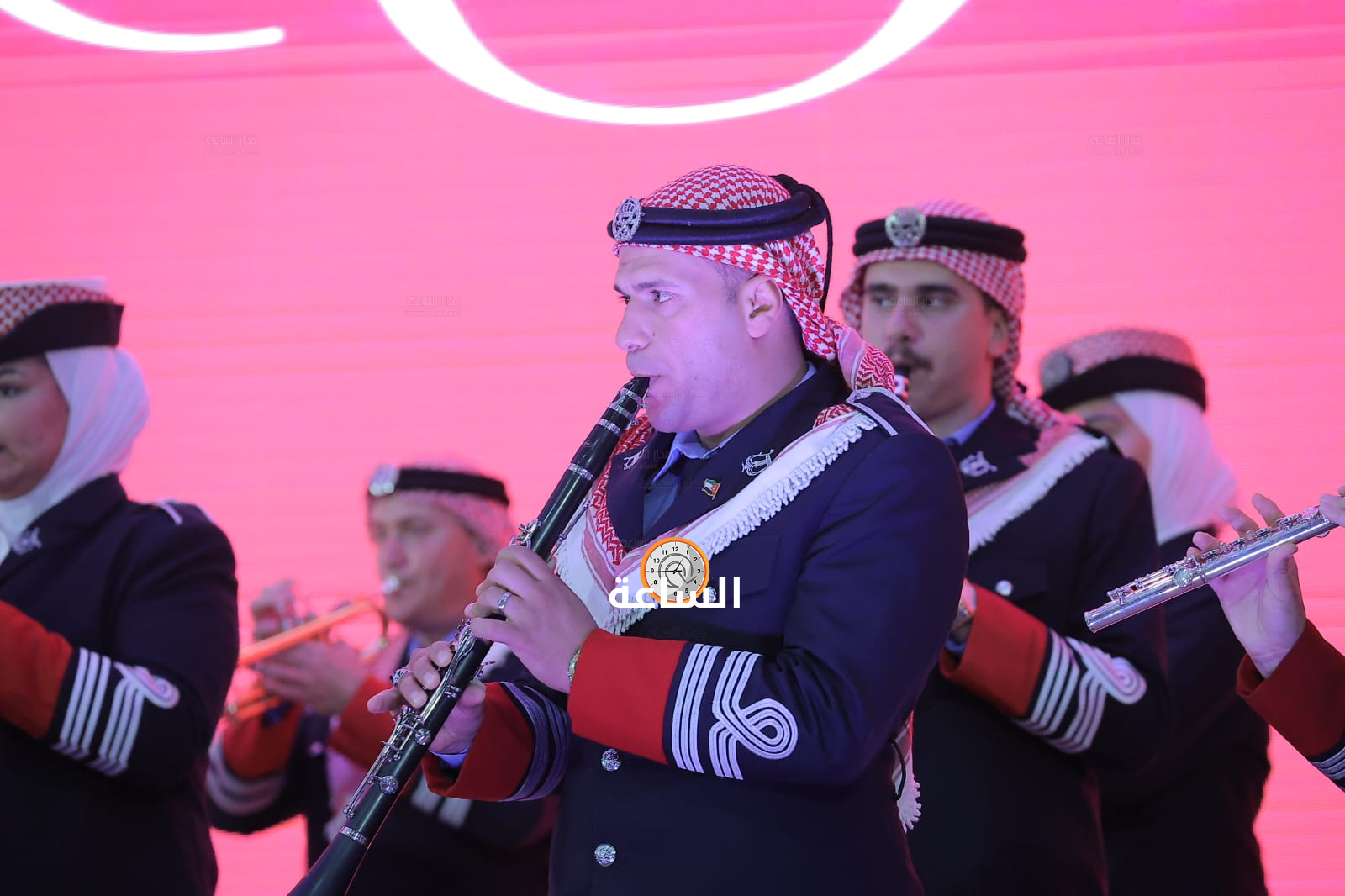 Madar Al-Saa Images 0.40760169468169327