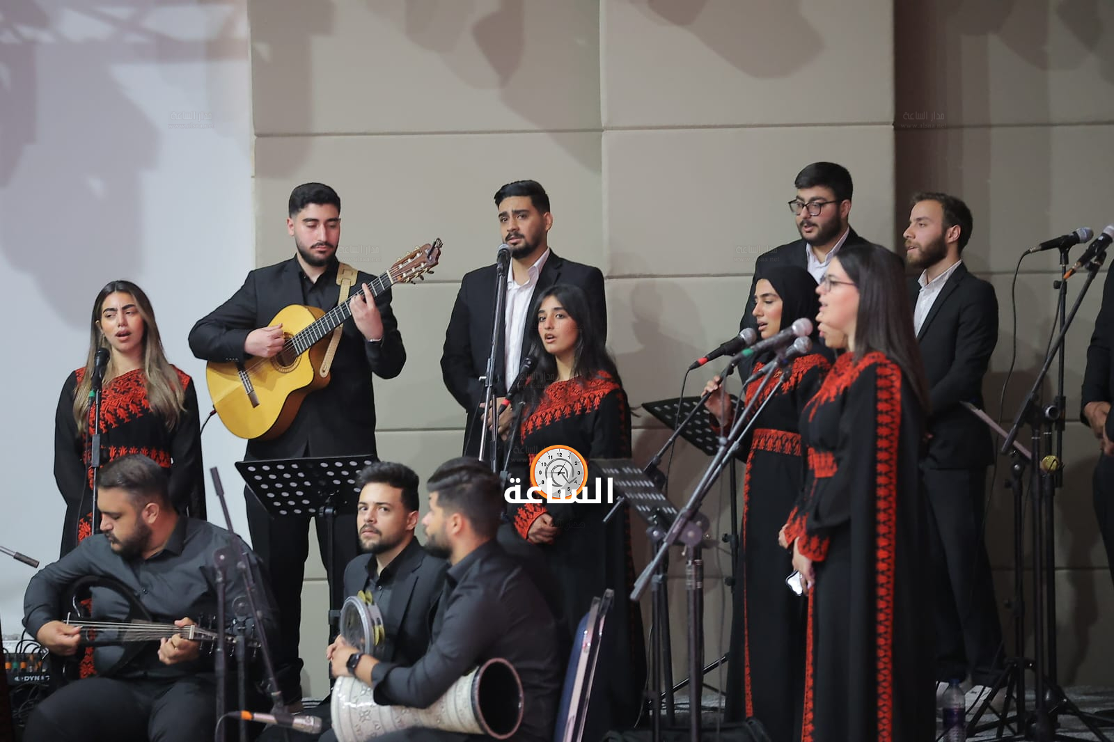 Madar Al-Saa Images 0.888074736555019