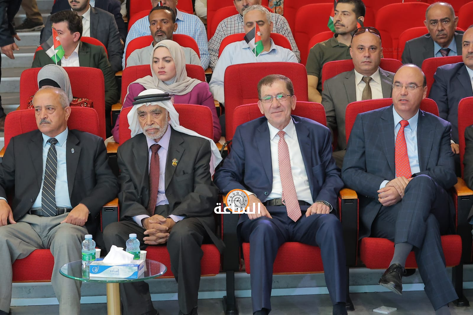 Madar Al-Saa Images 0.5450652090638591
