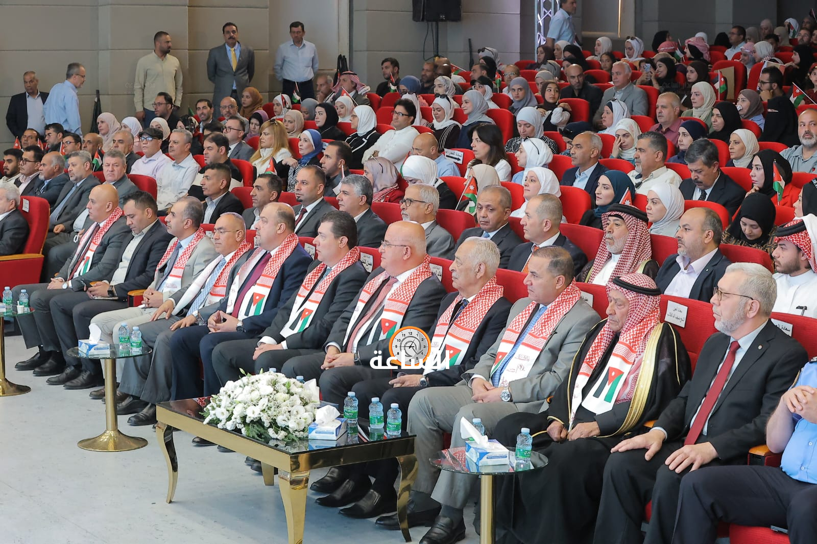 Madar Al-Saa Images 0.025998088476873127