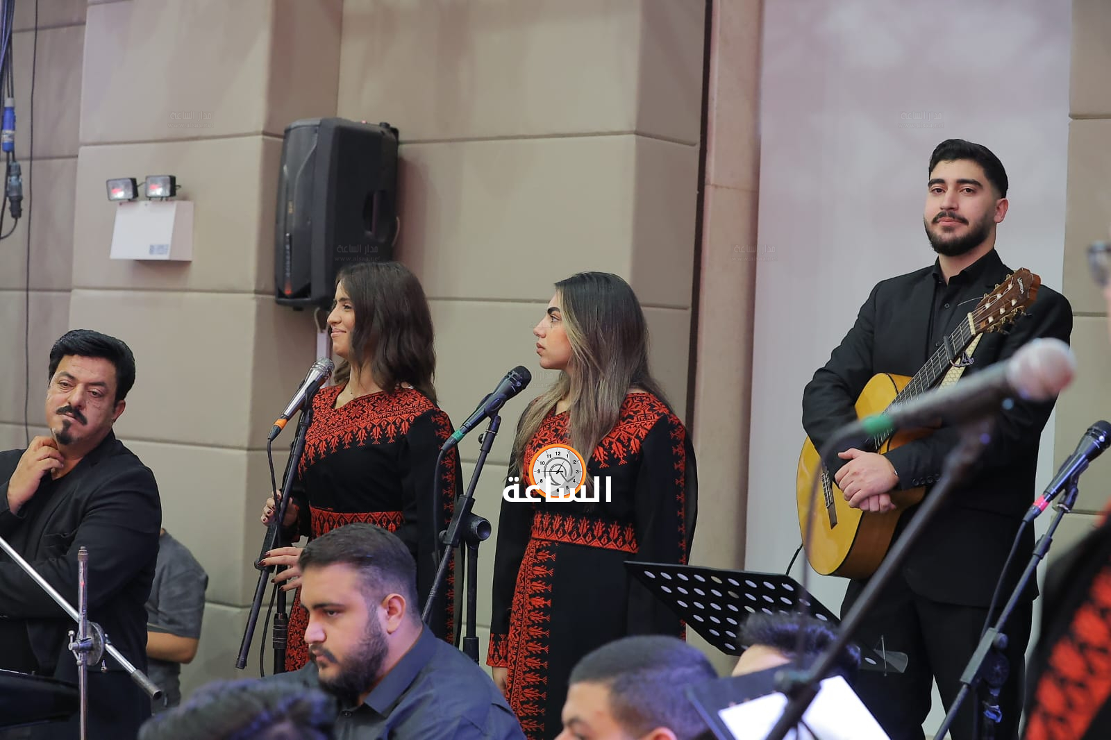 Madar Al-Saa Images 0.6582080014070395