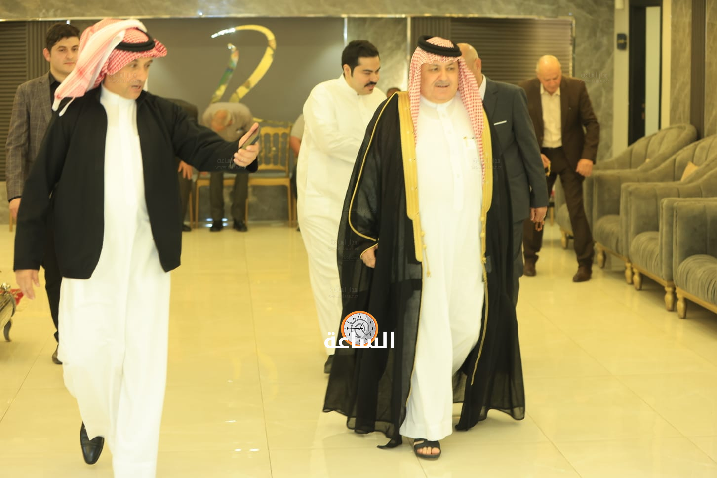 Madar Al-Saa Images 0.4557551283857263