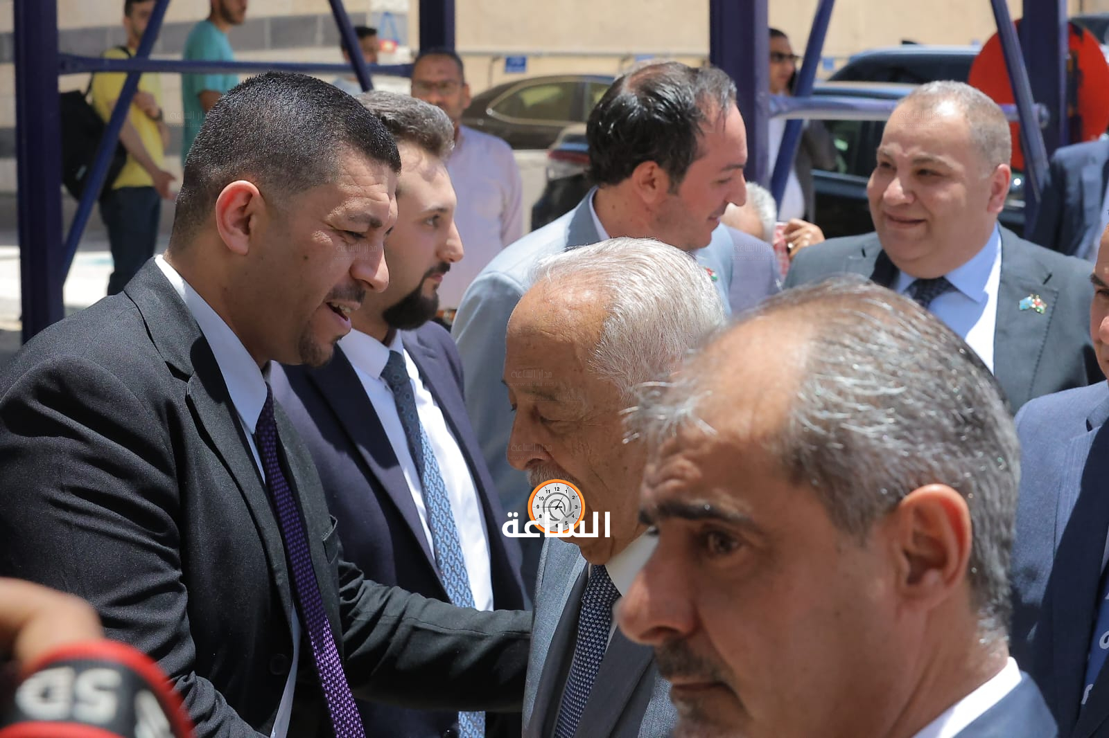 Madar Al-Saa Images 0.5627254855902639