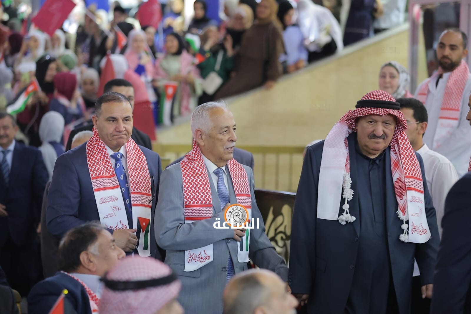 Madar Al-Saa Images 0.4035110302011429
