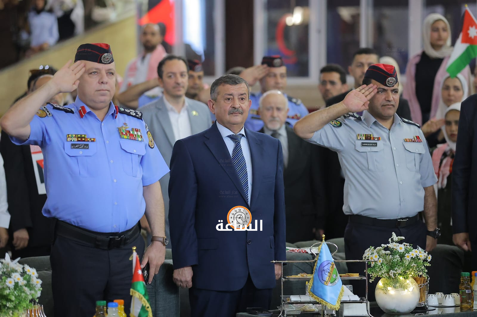 Madar Al-Saa Images 0.049877969914213116