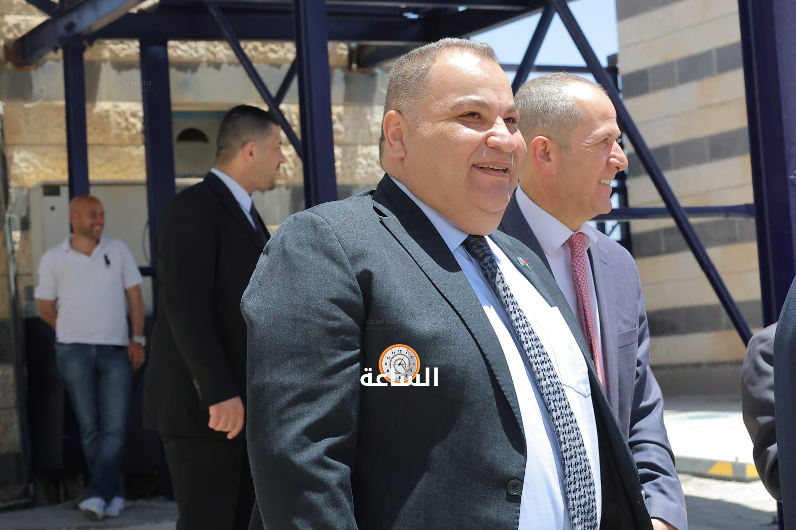 Madar Al-Saa Images 0.54537205922129