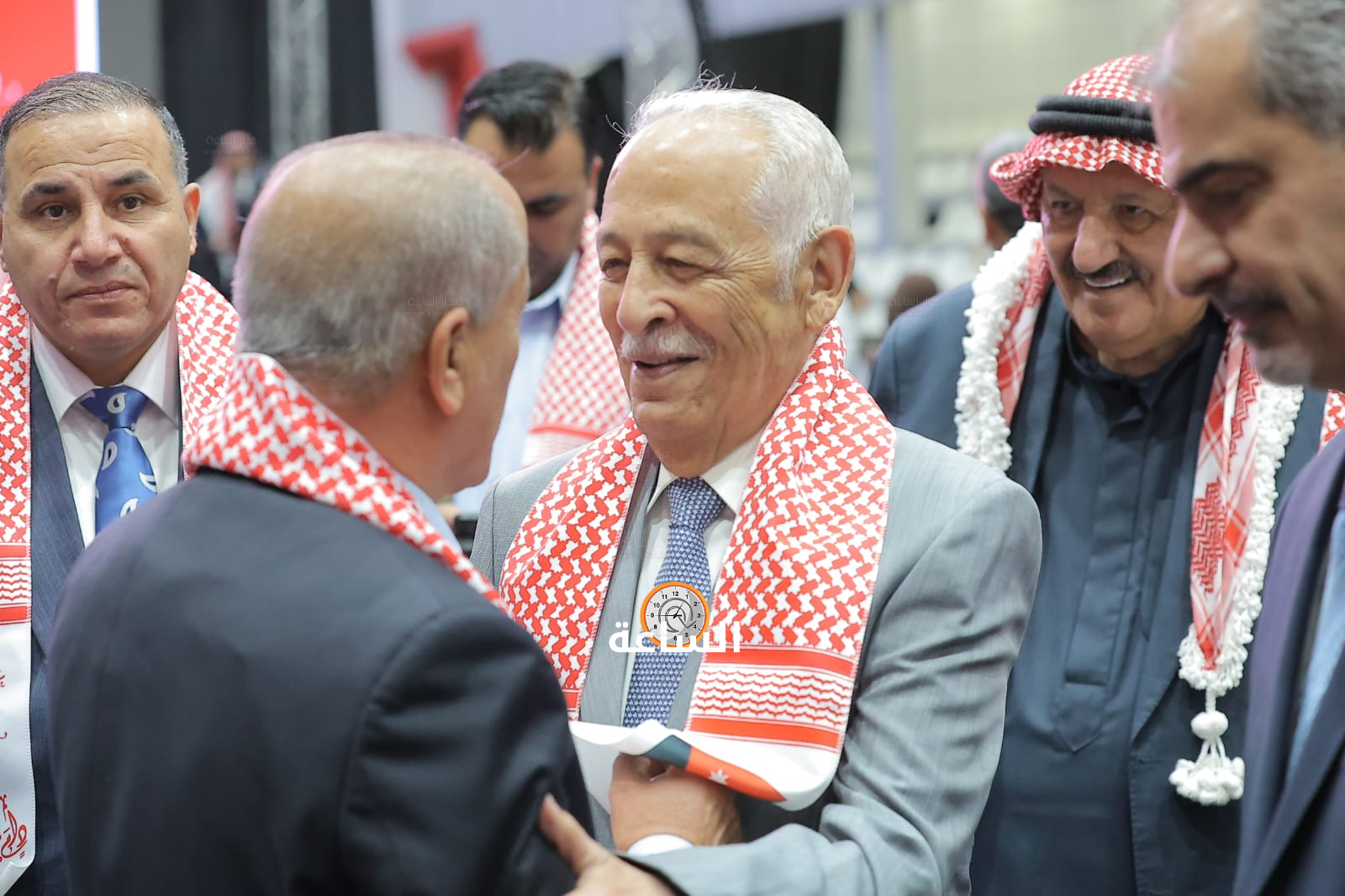 Madar Al-Saa Images 0.1941226320946765