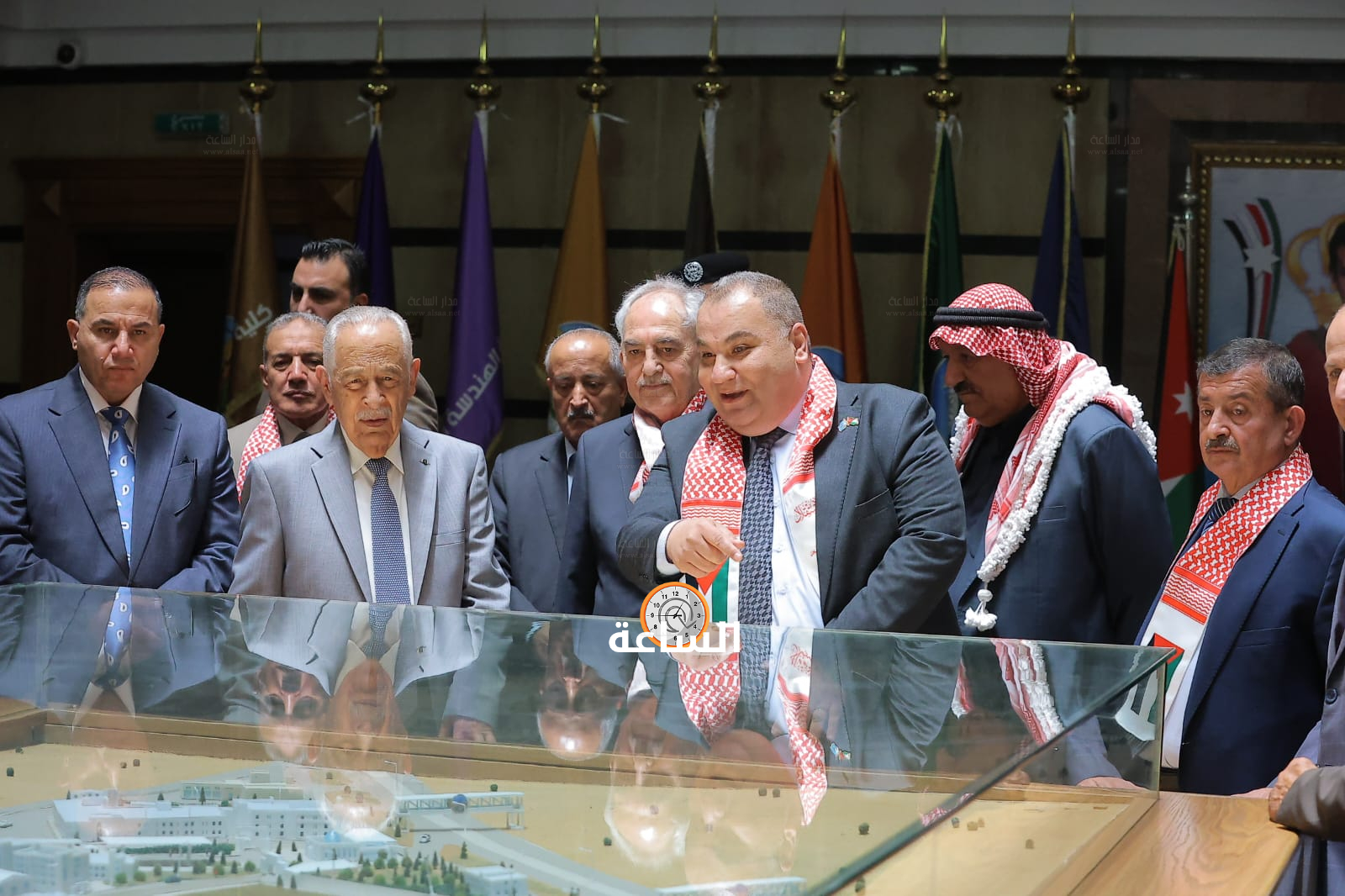 Madar Al-Saa Images 0.6392259391899344