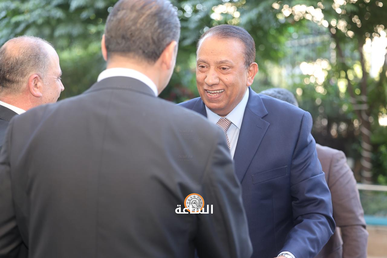 Madar Al-Saa Images 0.5882044371651588