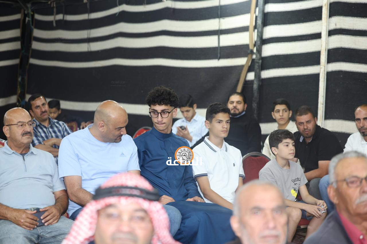 Madar Al-Saa Images 0.5519139045938429