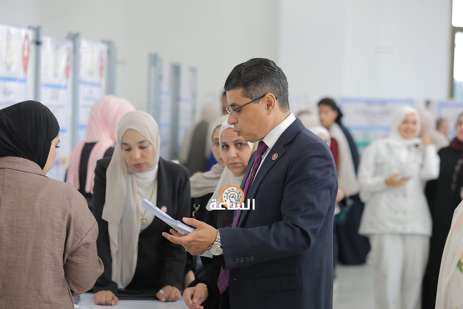 Madar Al-Saa Images 0.16684504231057562
