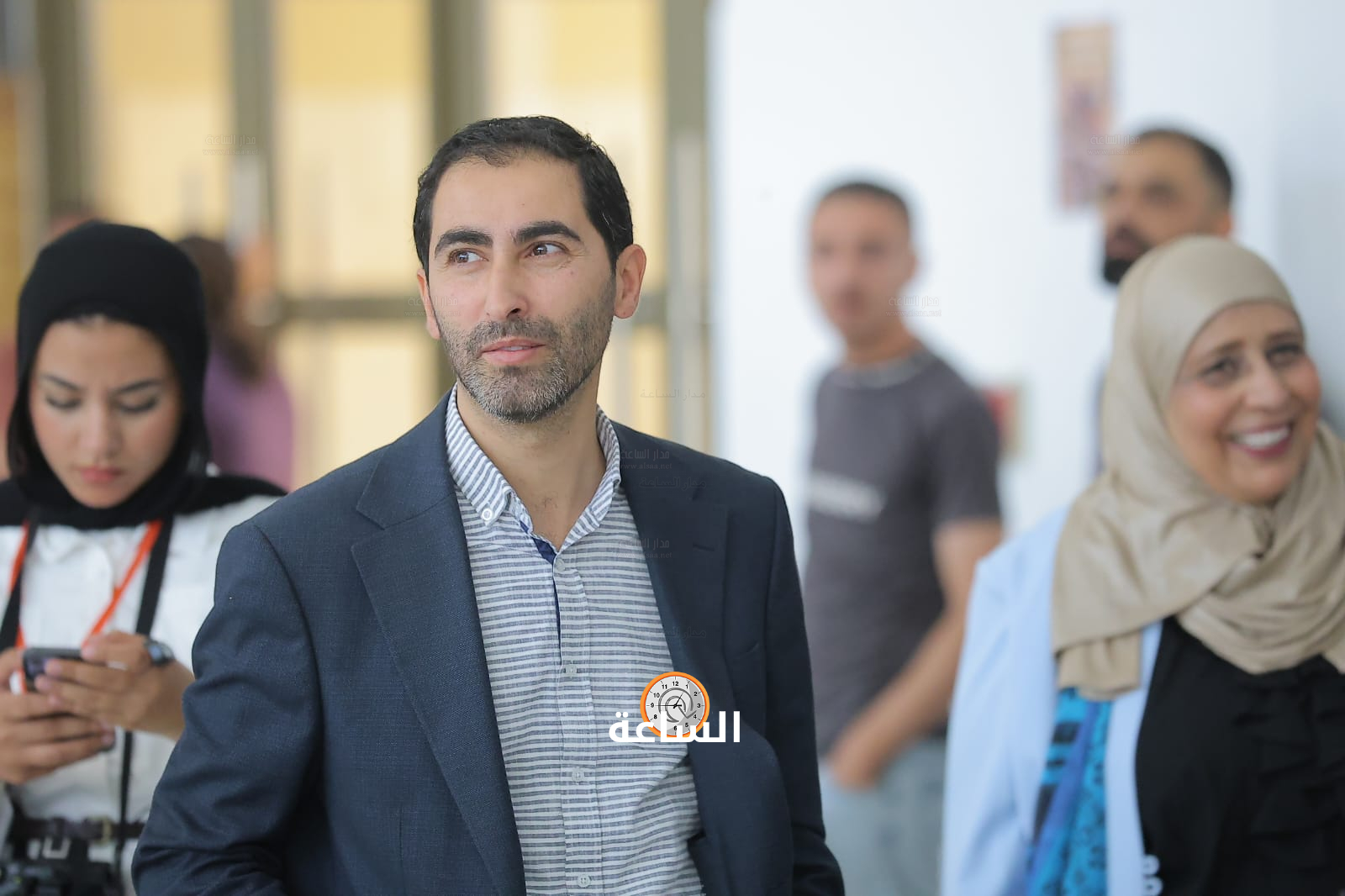 Madar Al-Saa Images 0.30030696227090425