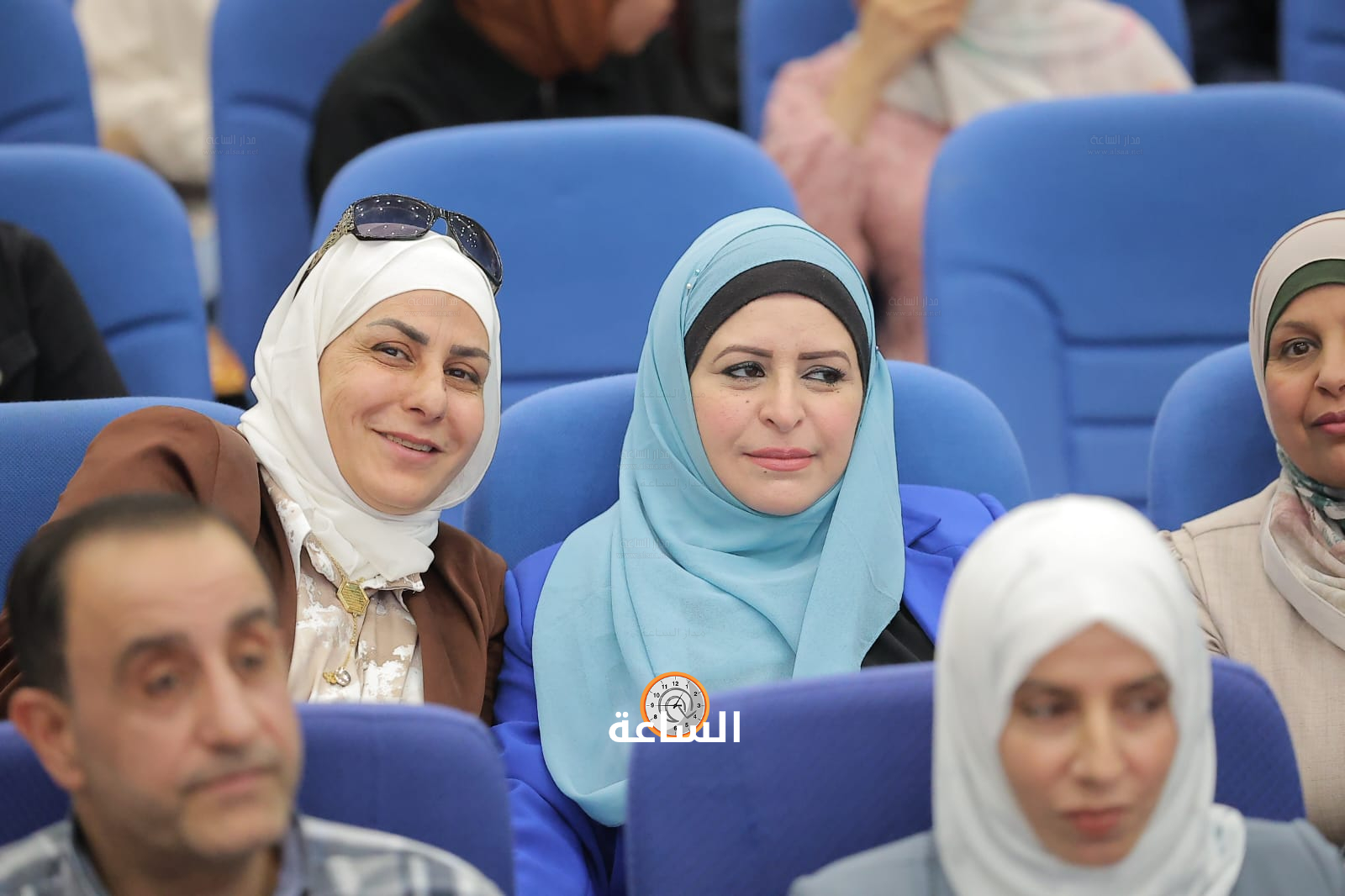 Madar Al-Saa Images 0.8777367434140879