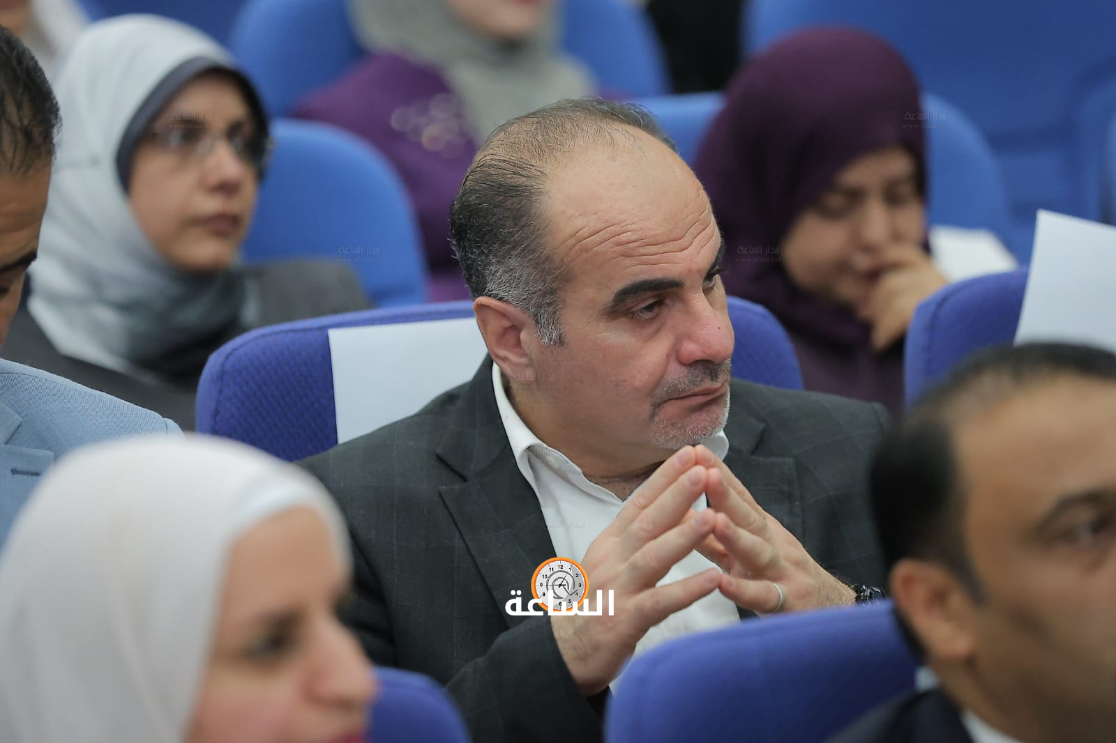 Madar Al-Saa Images 0.7123445734994951