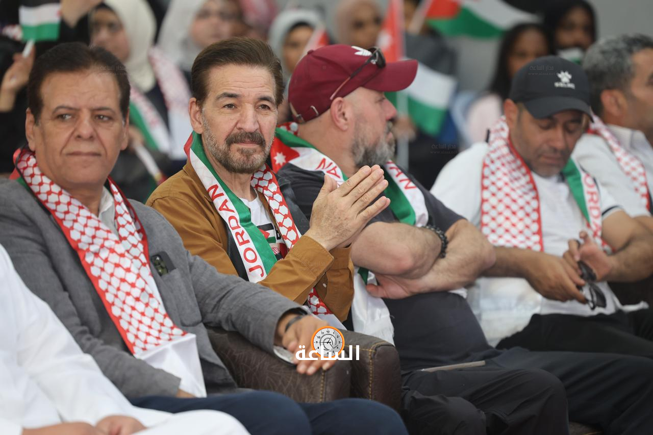 Madar Al-Saa Images 0.15592713502442035