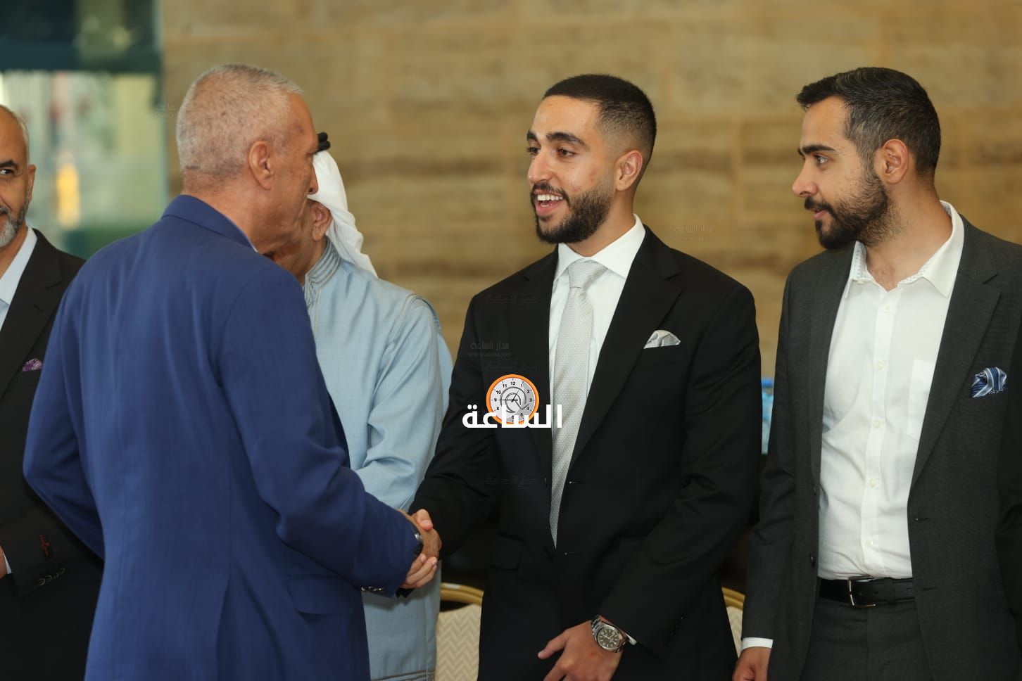 Madar Al-Saa Images 0.5642837771516179