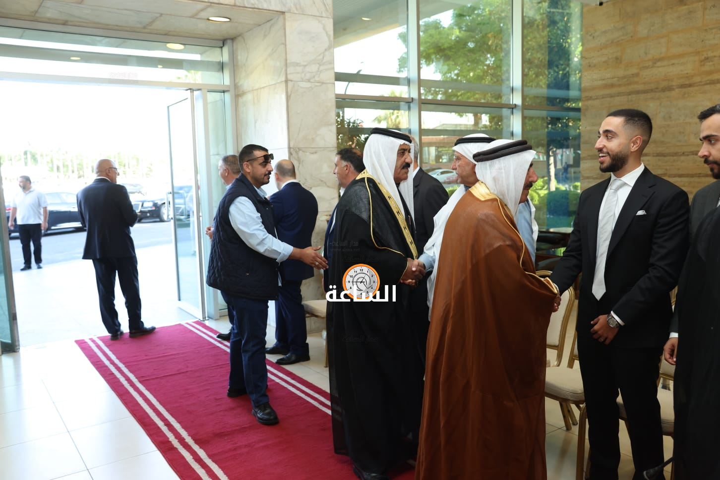 Madar Al-Saa Images 0.1340363618616749
