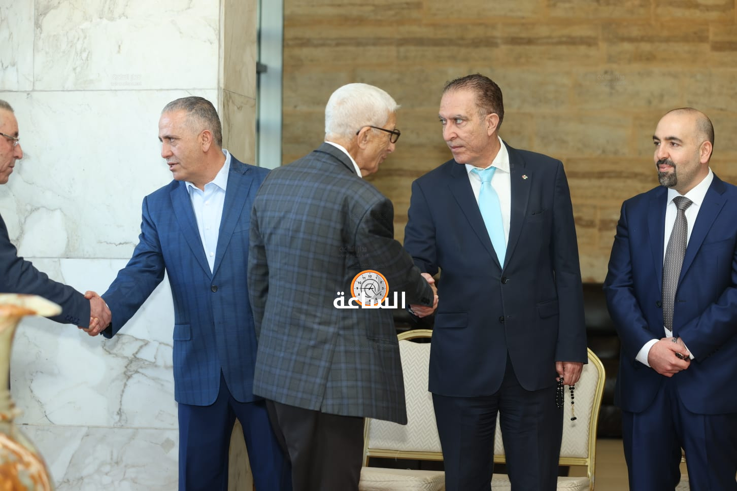 Madar Al-Saa Images 0.23785840414775494