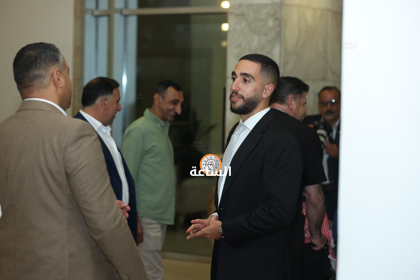 Madar Al-Saa Images 0.6610215711499311