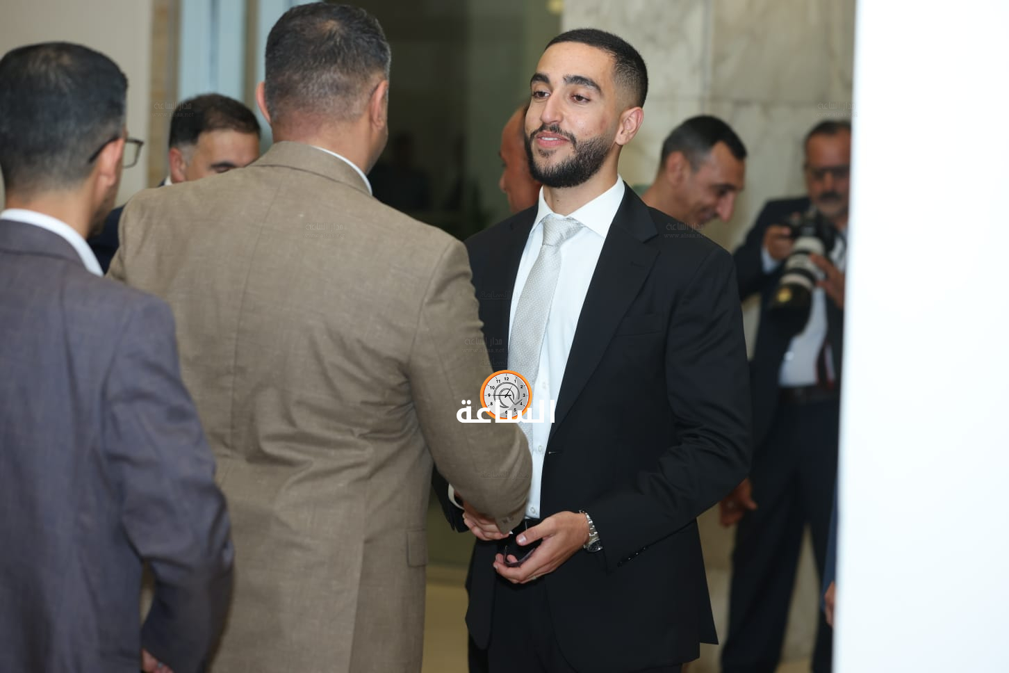 Madar Al-Saa Images 0.49388952510645556