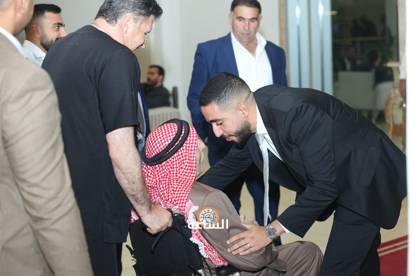 Madar Al-Saa Images 0.4649913657660827