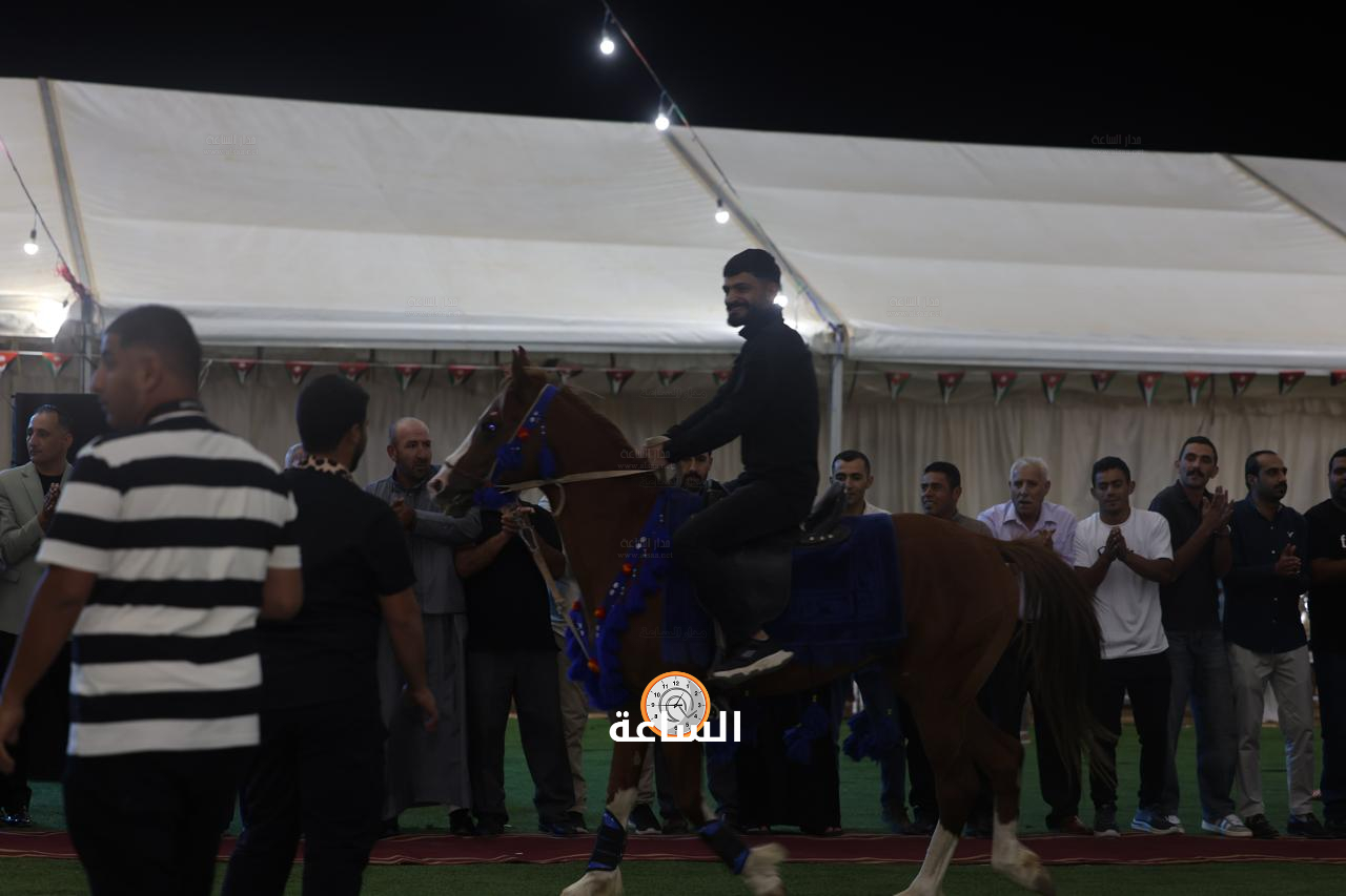Madar Al-Saa Images 0.975494963125185