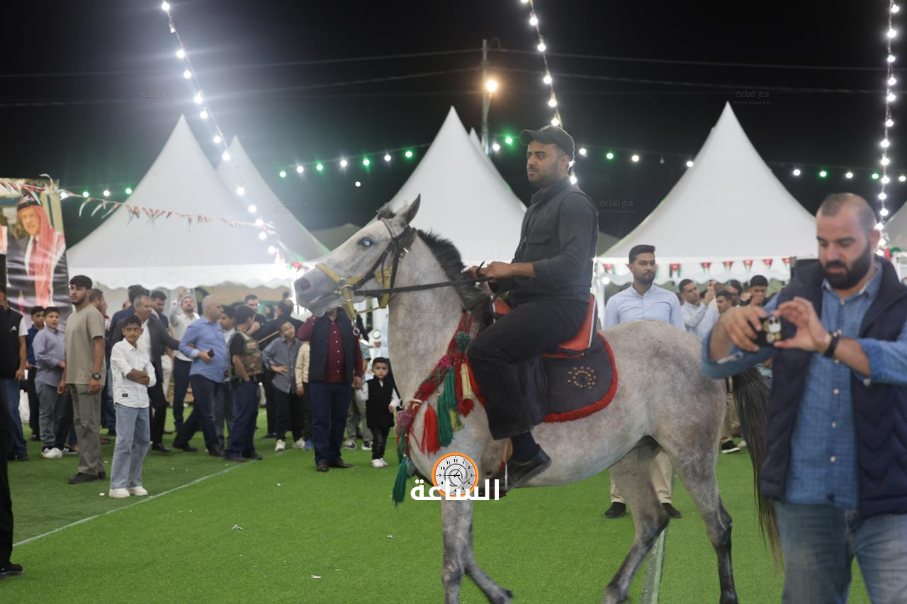 Madar Al-Saa Images 0.1388133536083045