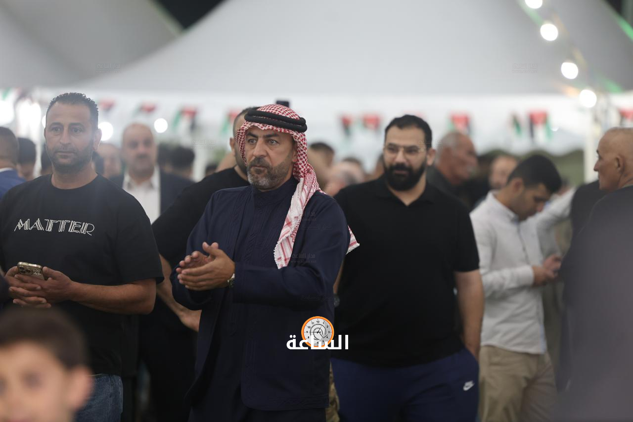 Madar Al-Saa Images 0.18932613812618315