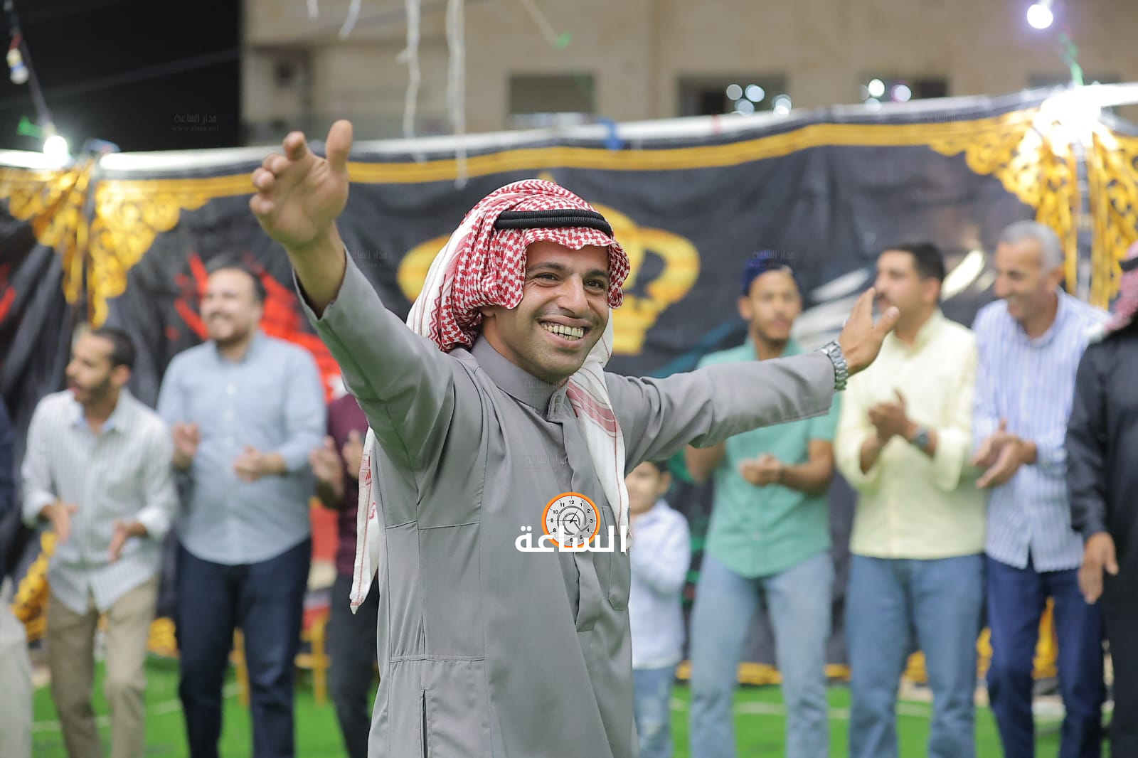Madar Al-Saa Images 0.07120686514081376