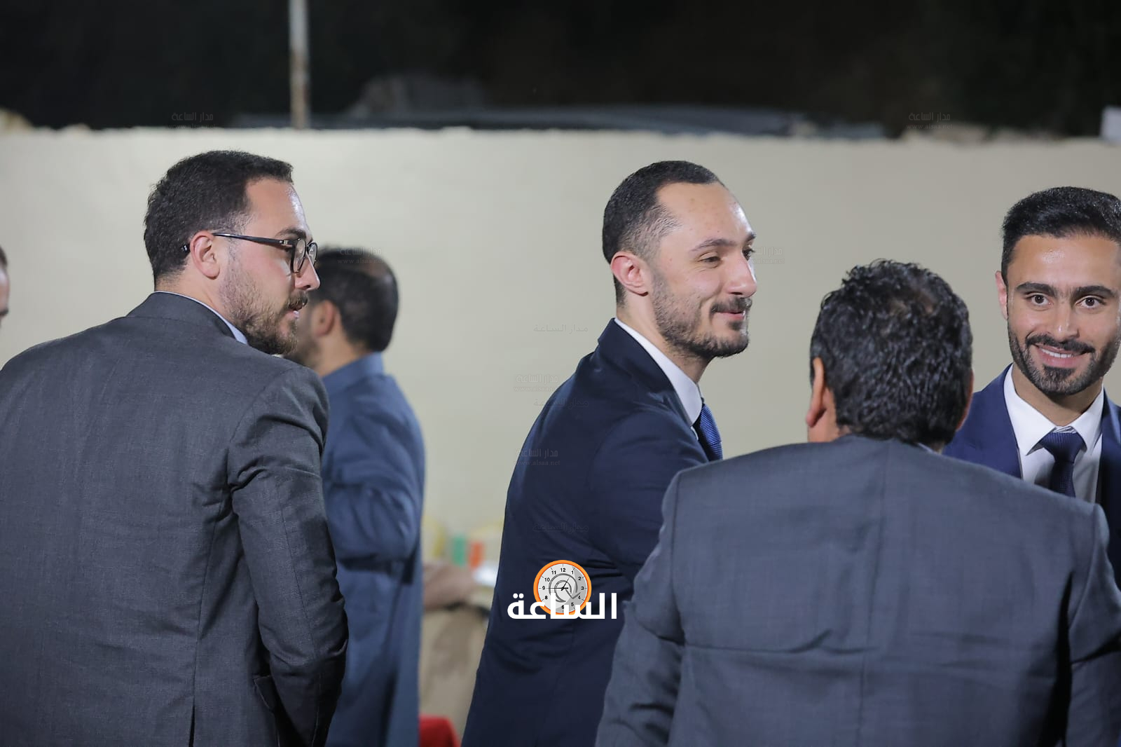 Madar Al-Saa Images 0.8350092008627799