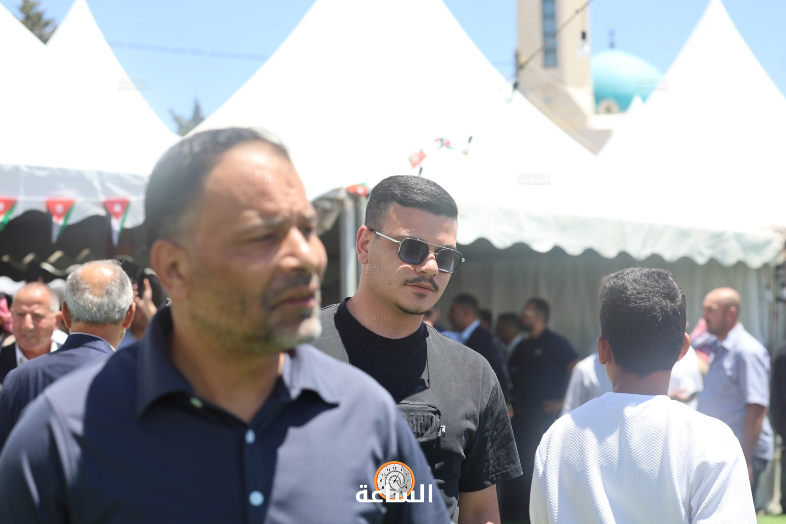 Madar Al-Saa Images 0.7602399368169526