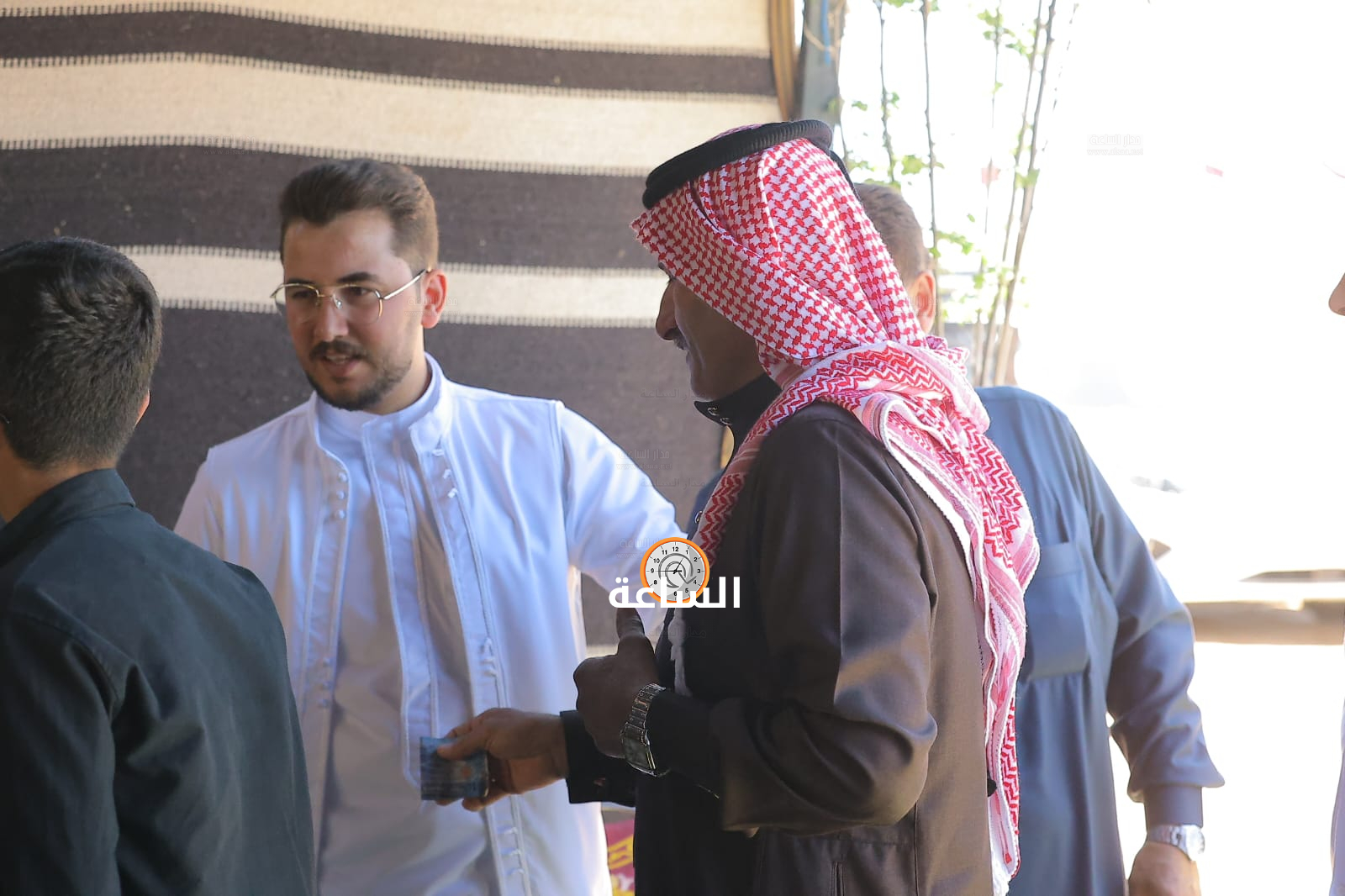 Madar Al-Saa Images 0.09618390204950644