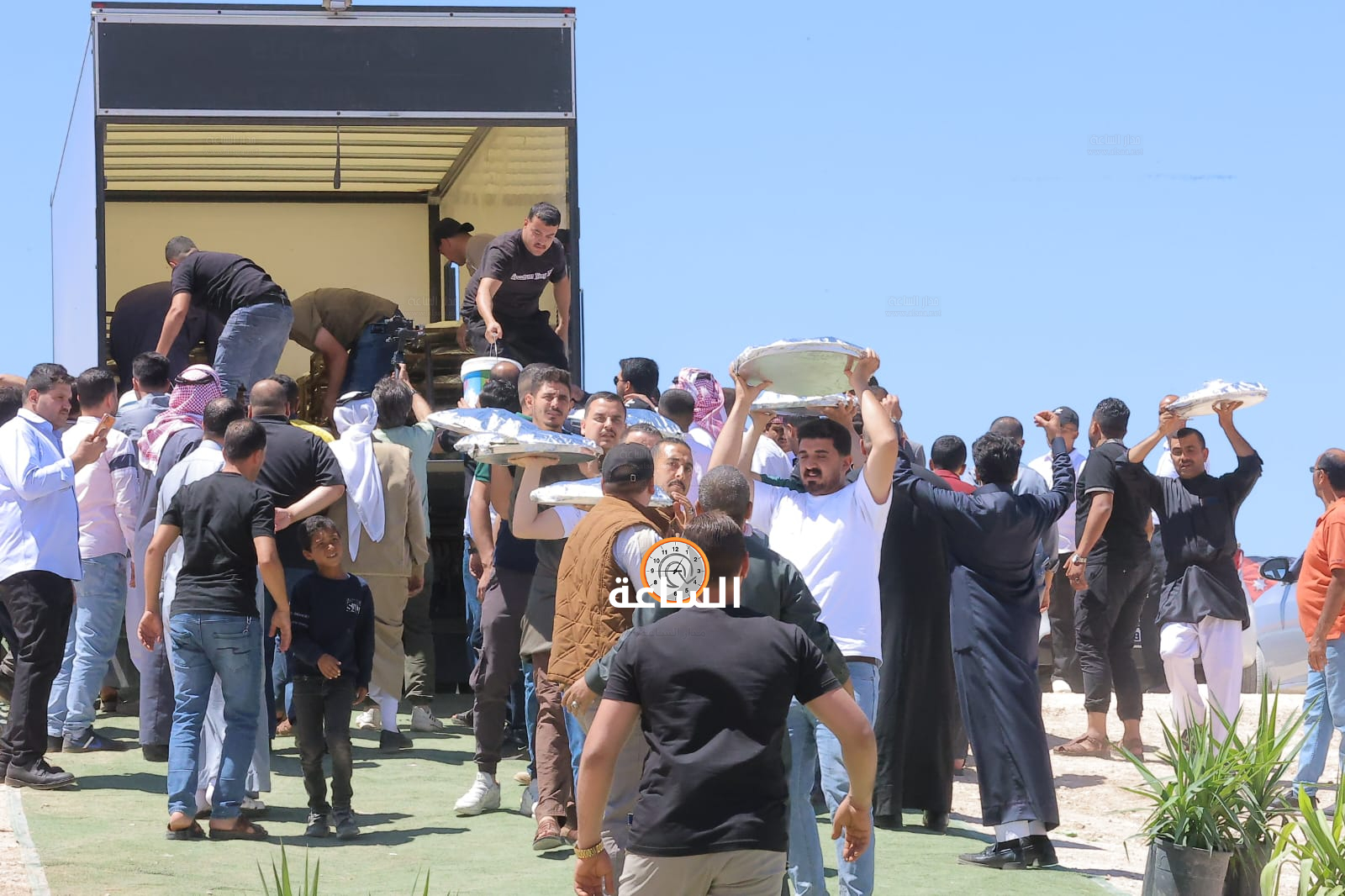 Madar Al-Saa Images 0.3864289228775829