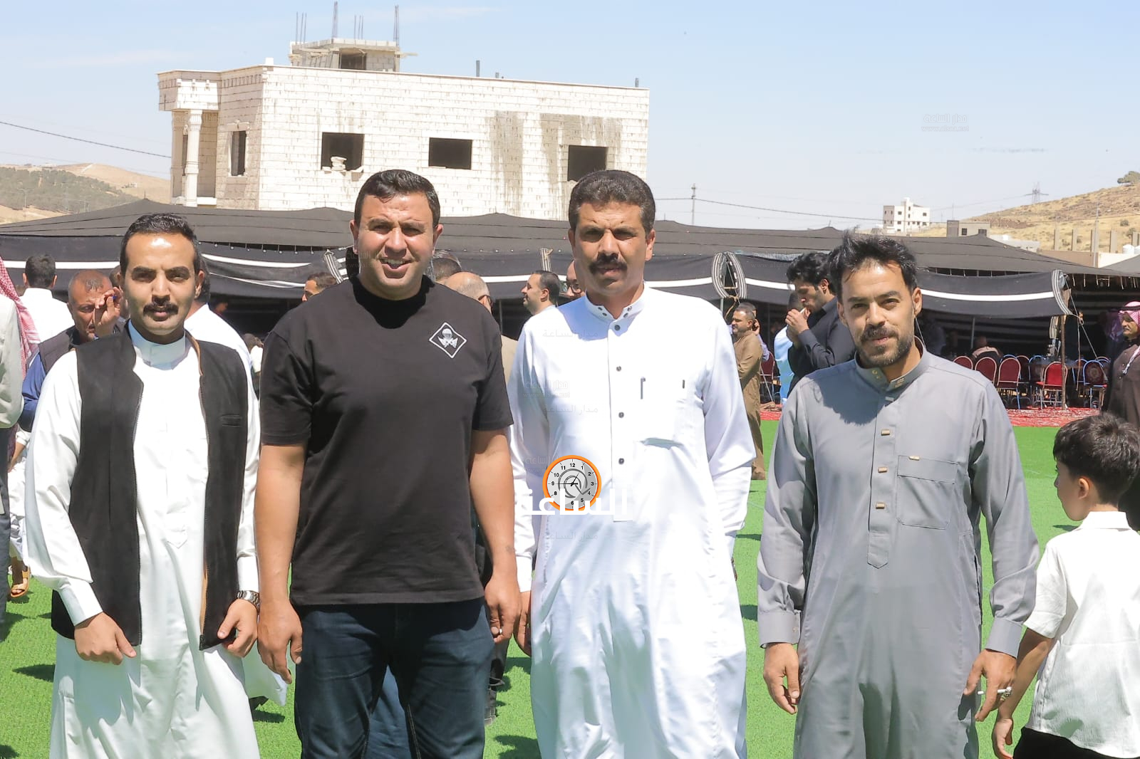 Madar Al-Saa Images 0.38766370575432074