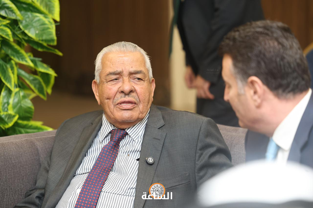 Madar Al-Saa Images 0.18332023761835503