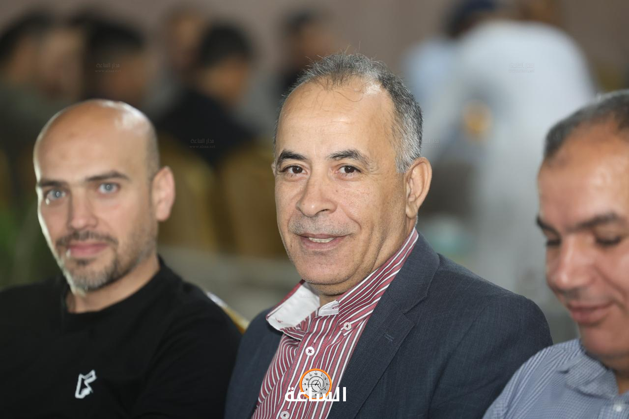 Madar Al-Saa Images 0.6265960381493261