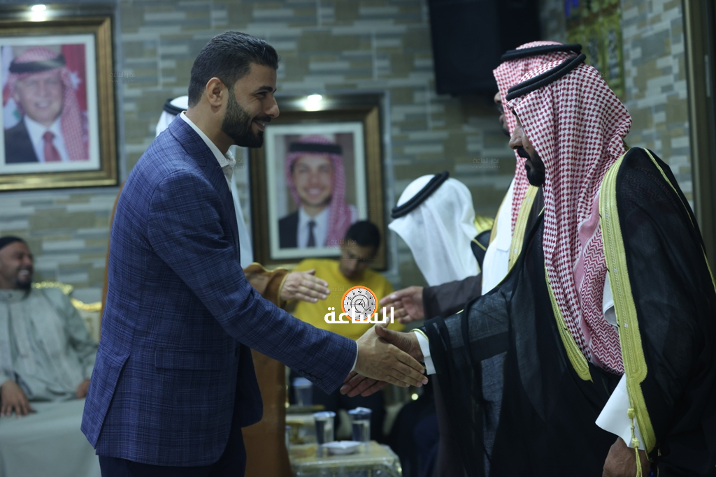 Madar Al-Saa Images 0.31519438151480317