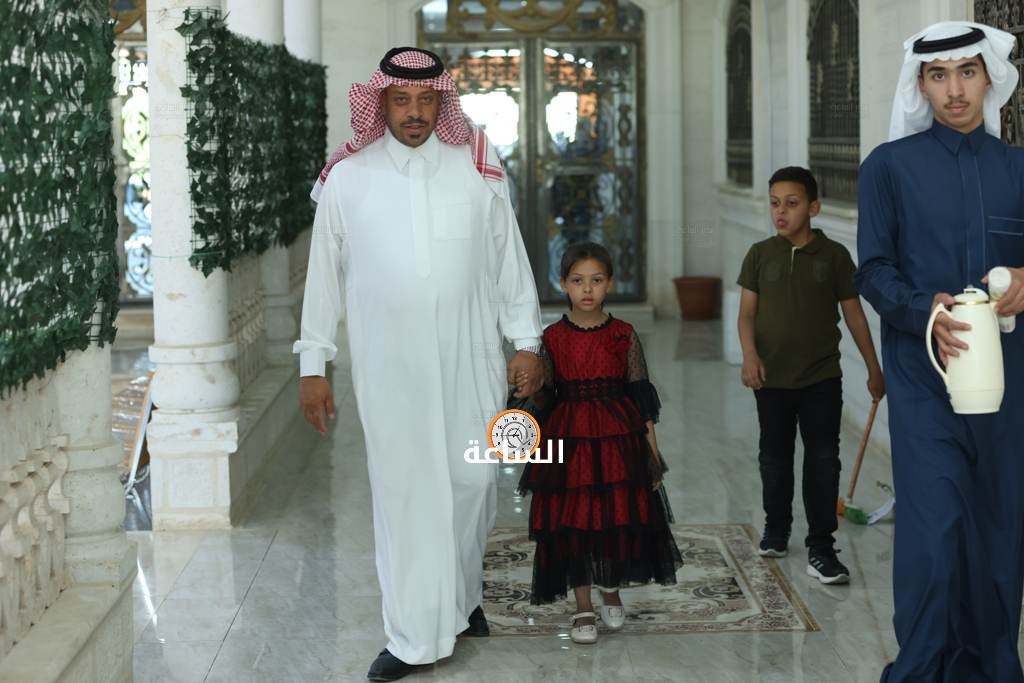 Madar Al-Saa Images 0.396454049886079