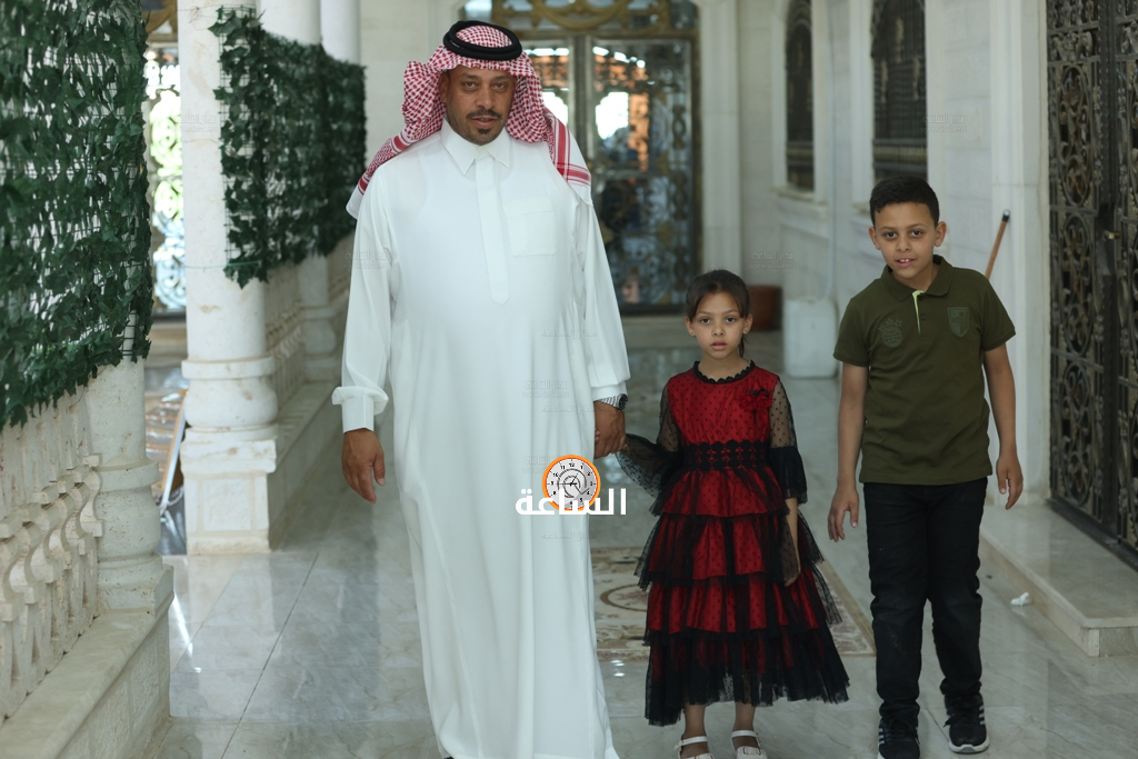Madar Al-Saa Images 0.04158207061496877