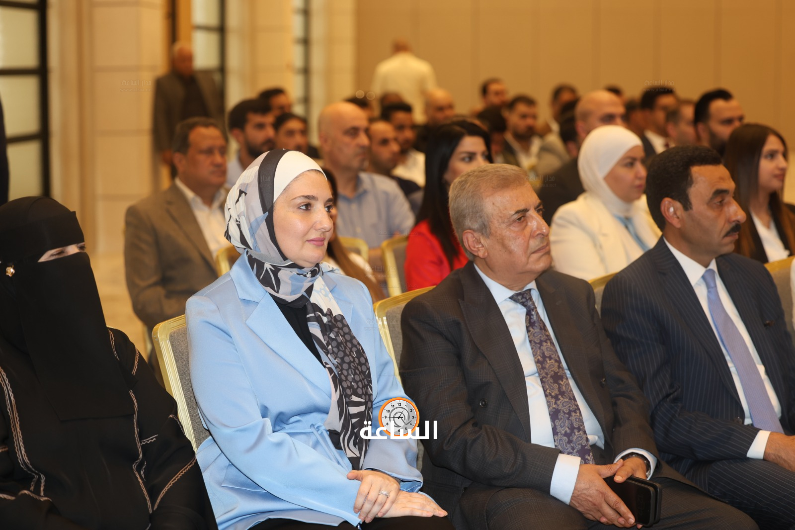 Madar Al-Saa Images 0.9953745767184731