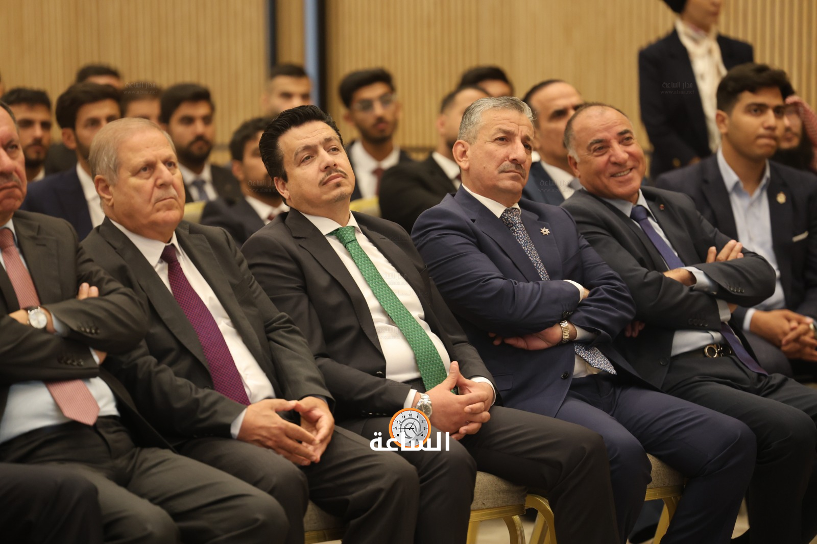 Madar Al-Saa Images 0.5387975850618403